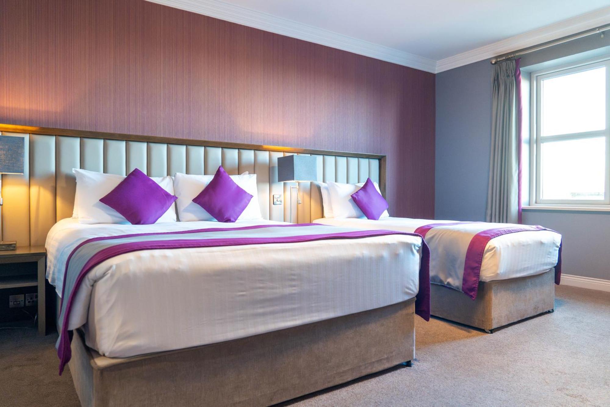 Midlands Park Hotel ポート・レーイシュ エクステリア 写真