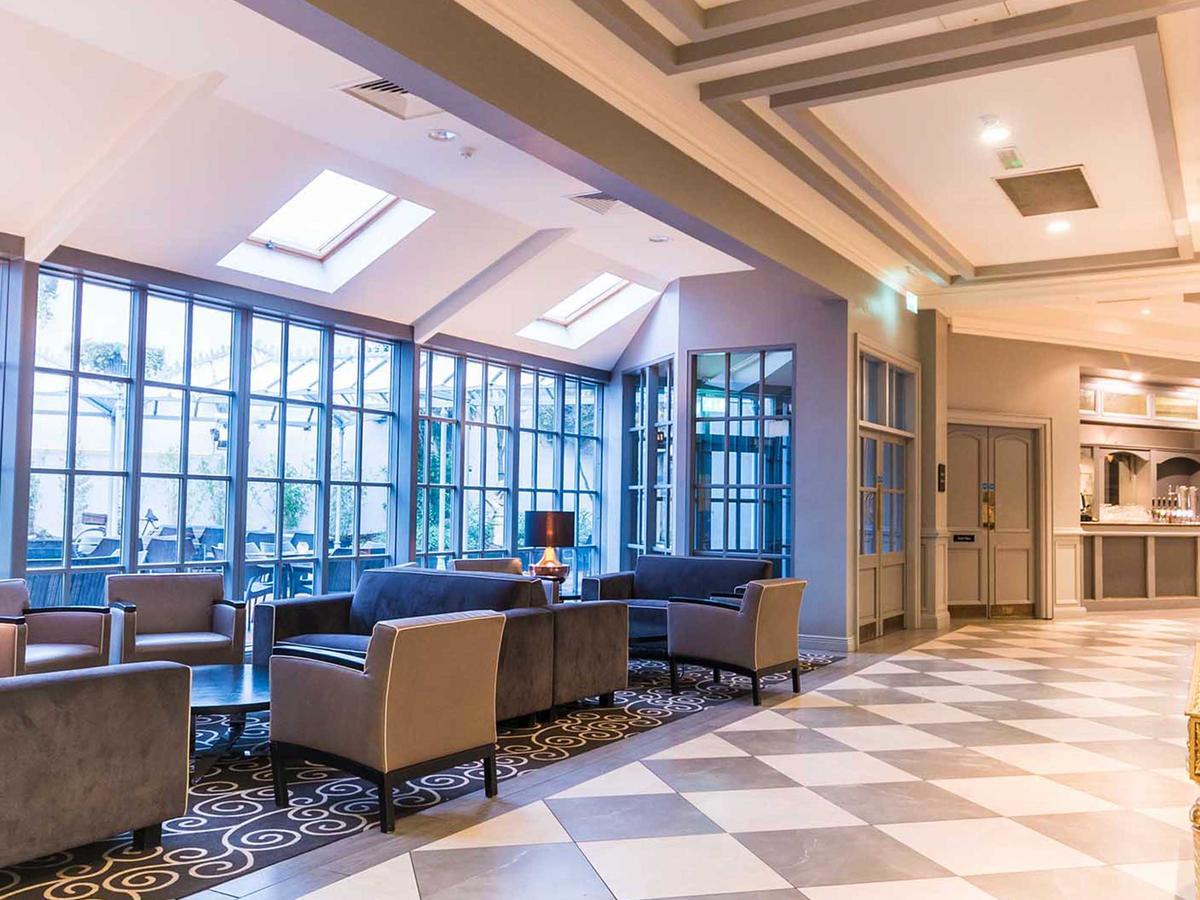 Midlands Park Hotel ポート・レーイシュ エクステリア 写真